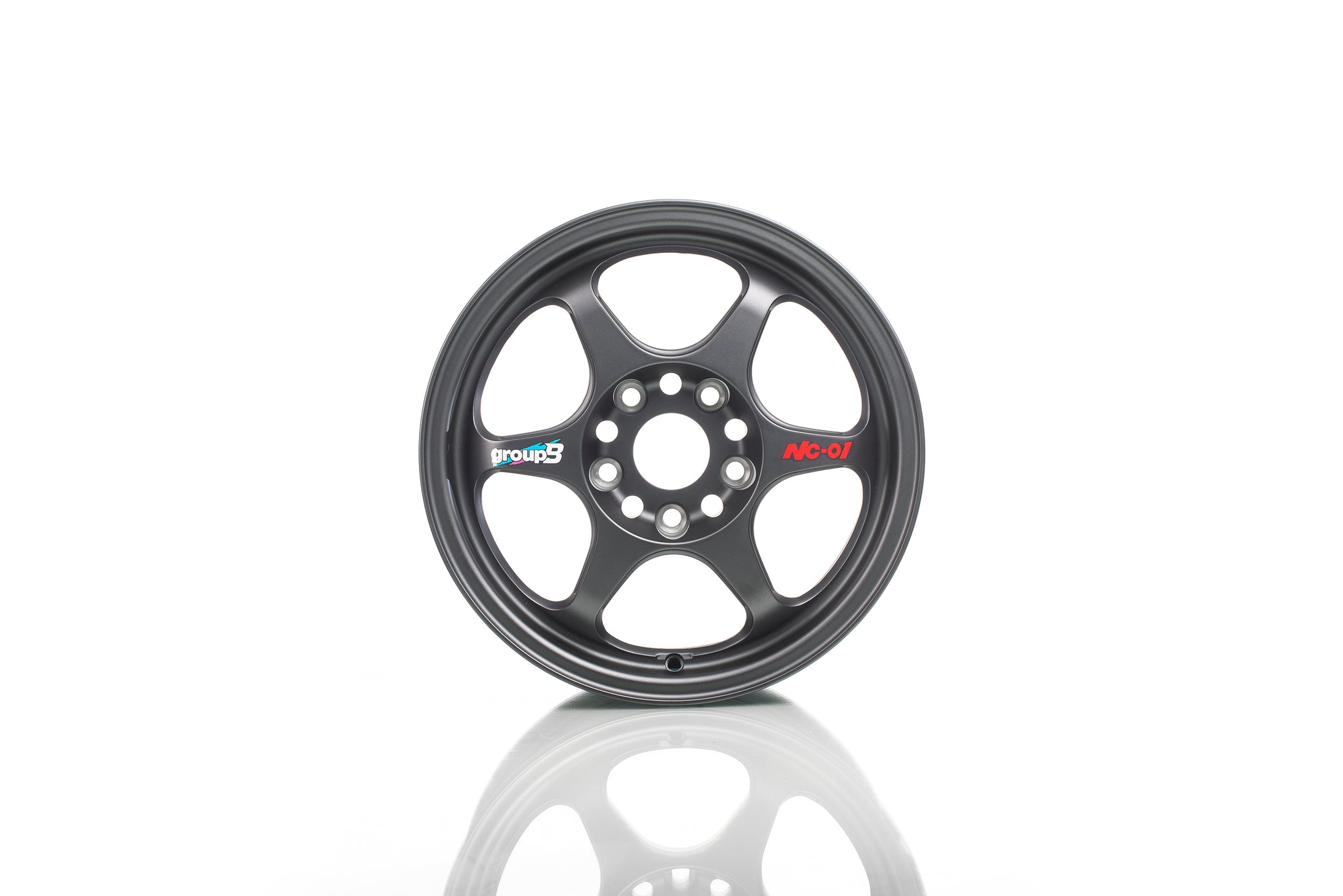 Group B NC-01 15x9J +30 PCD100 2本｜車